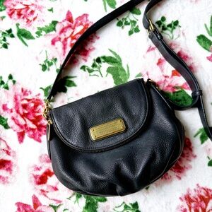 euc marc by marc jacobs mini natasha crossbody purse bag in black leather $298